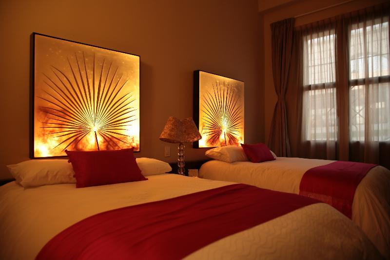 Plaza Gallery Hotel Boutique Сан-Крістобаль-де-лас-Касас Екстер'єр фото