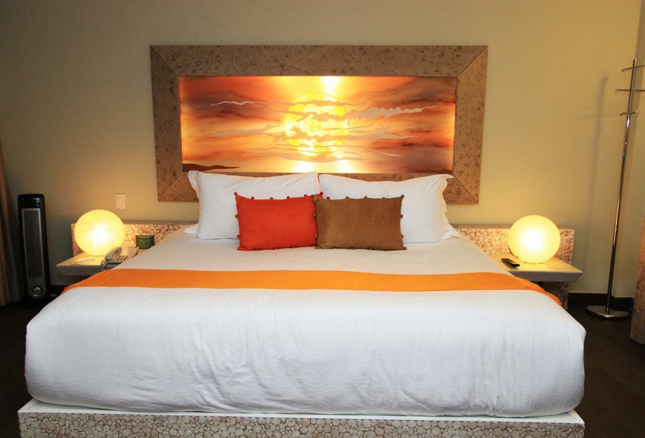 Plaza Gallery Hotel Boutique Сан-Крістобаль-де-лас-Касас Екстер'єр фото