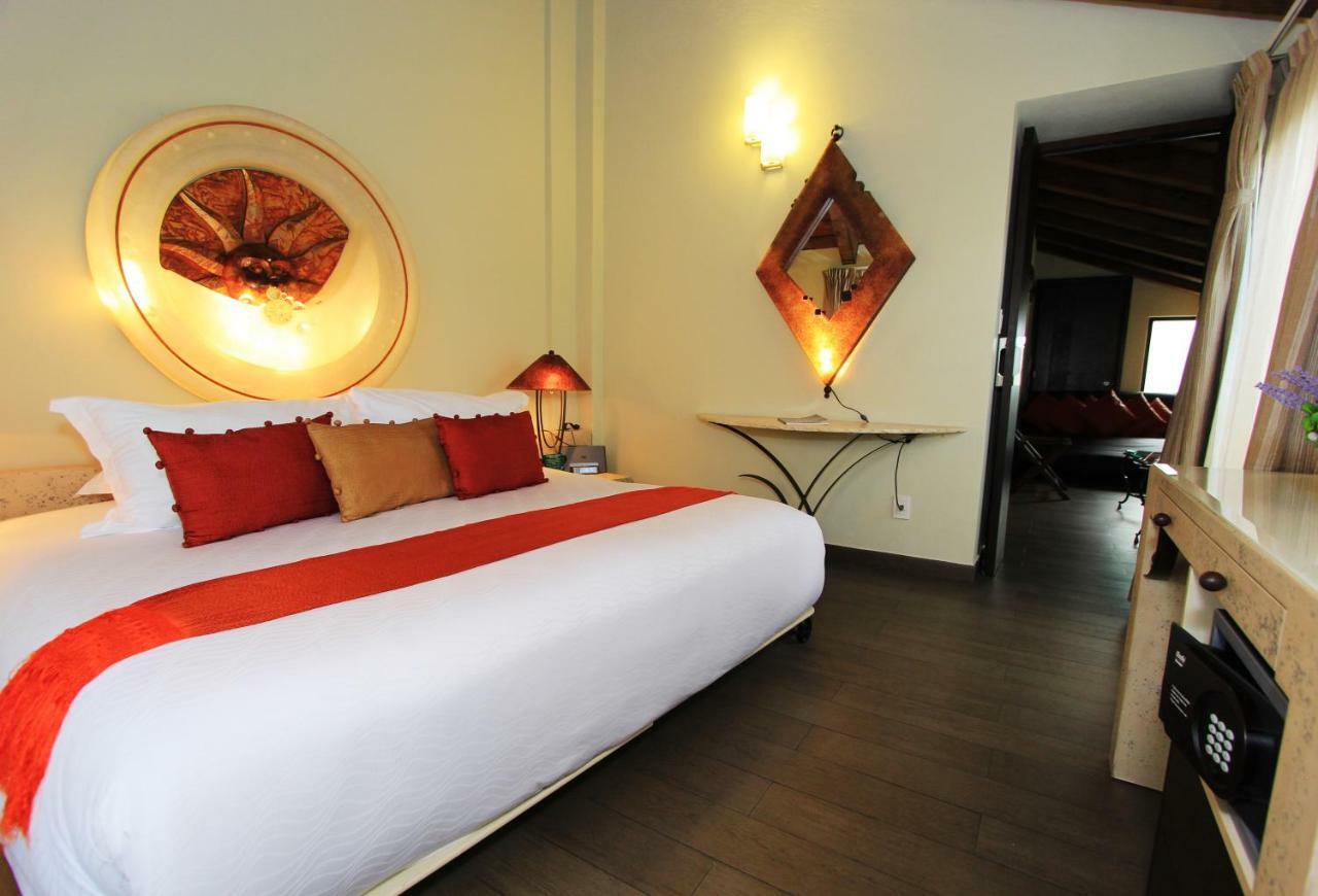 Plaza Gallery Hotel Boutique Сан-Крістобаль-де-лас-Касас Екстер'єр фото